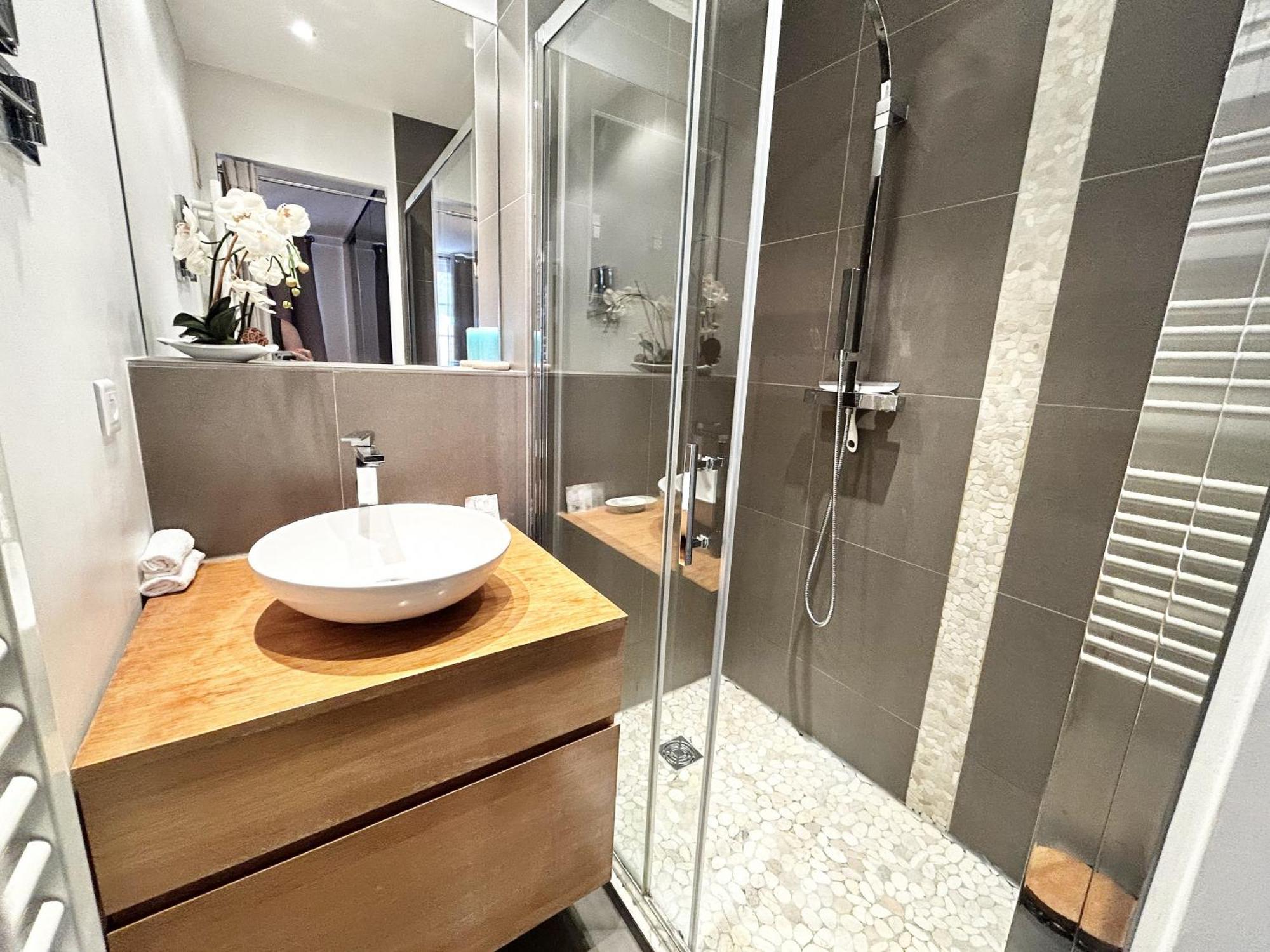 ניס Aparthotel Riviera - Balcon Des Etats Unis - Old Town Promenade Des Anglais מראה חיצוני תמונה